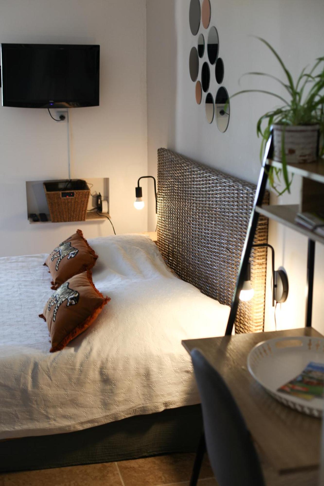 Studio Avec Parking Vue Sur La Cite De Carcassonne Dış mekan fotoğraf